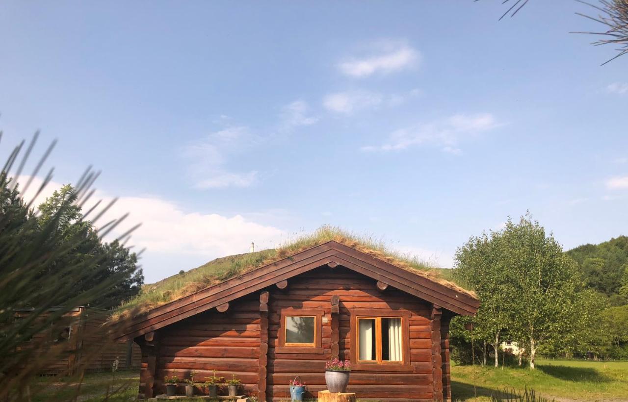 Log Home Village Ulverston Eksteriør bilde