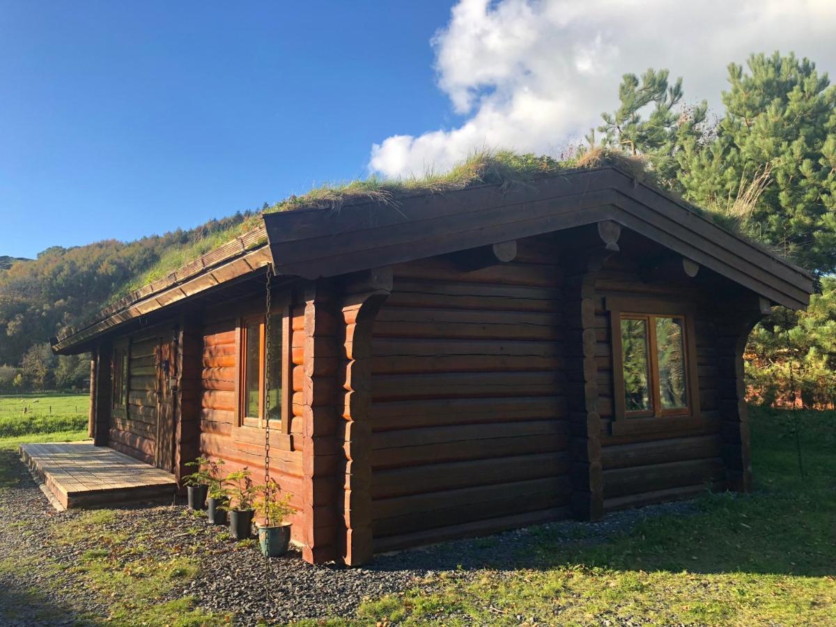 Log Home Village Ulverston Eksteriør bilde