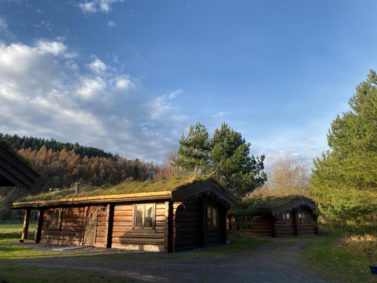 Log Home Village Ulverston Eksteriør bilde